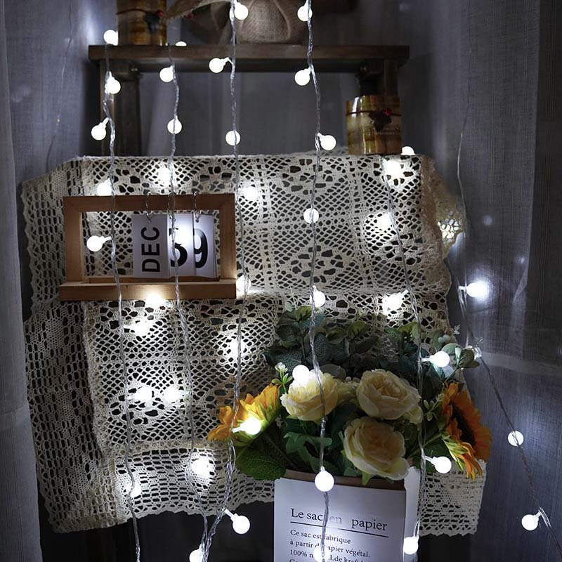 Ball string lights