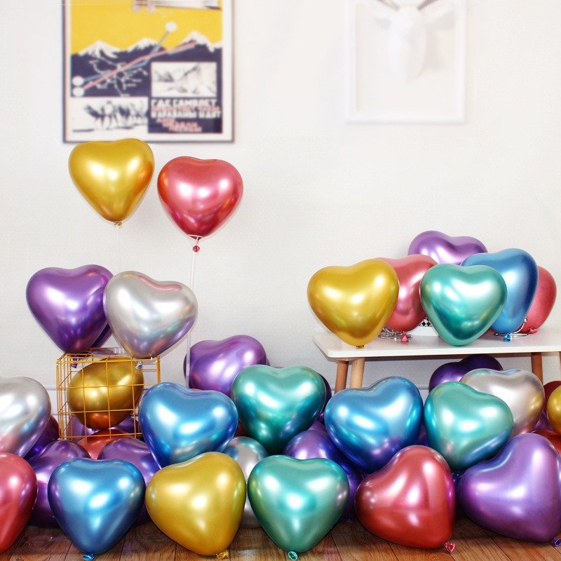 Love Metallic balloons