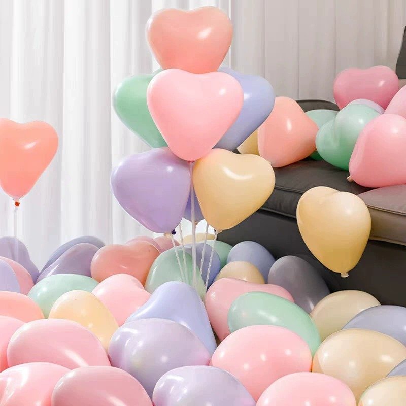 Love Metallic balloons